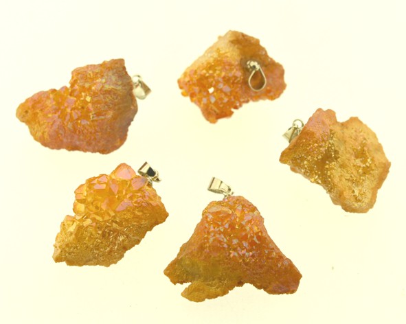 Pingente cristal bruto laranja - Tamanhos variados (un) PO-141